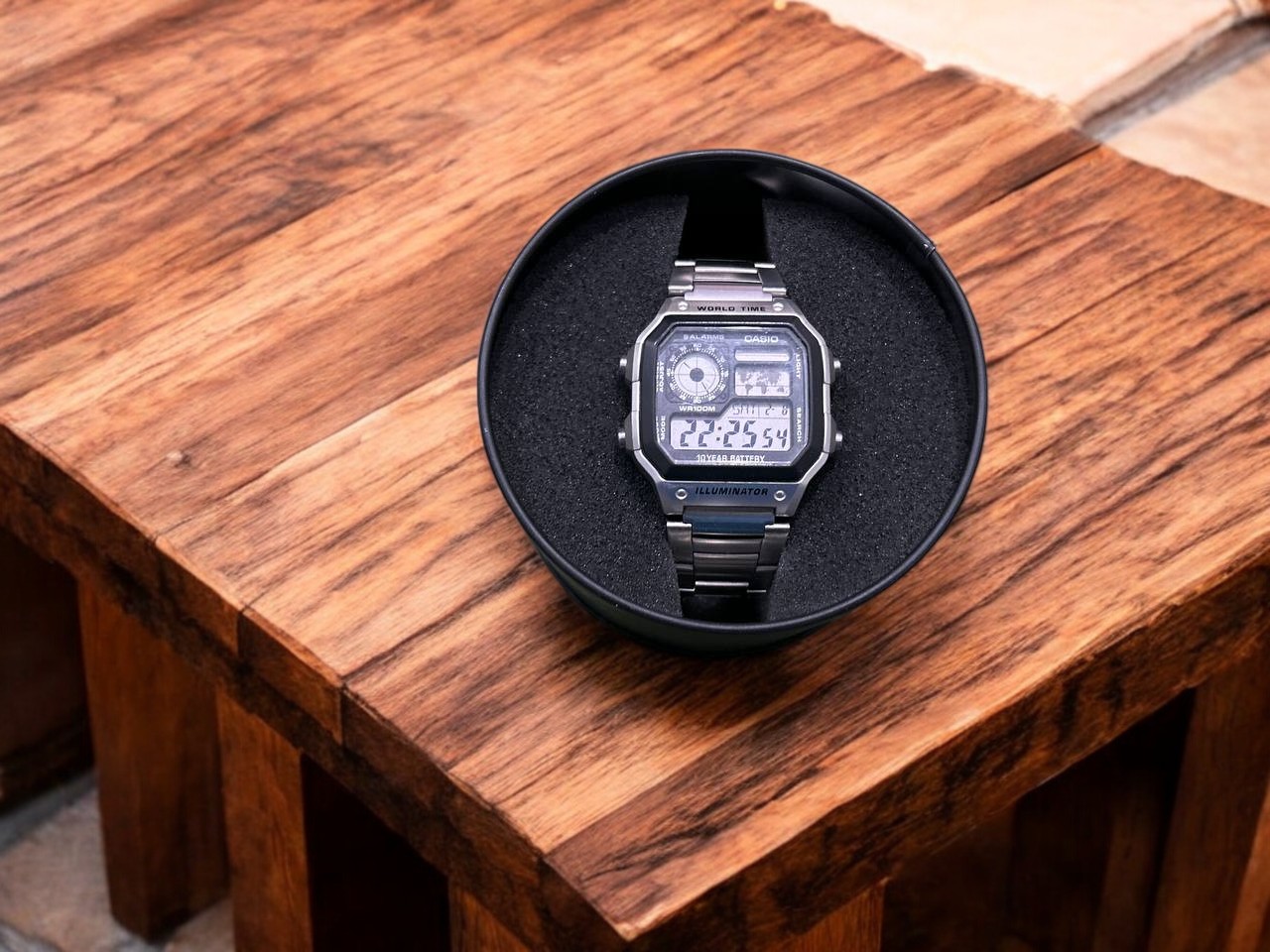 Casio AE-1200WH Erkek Dijital Kol Saati (World Time)