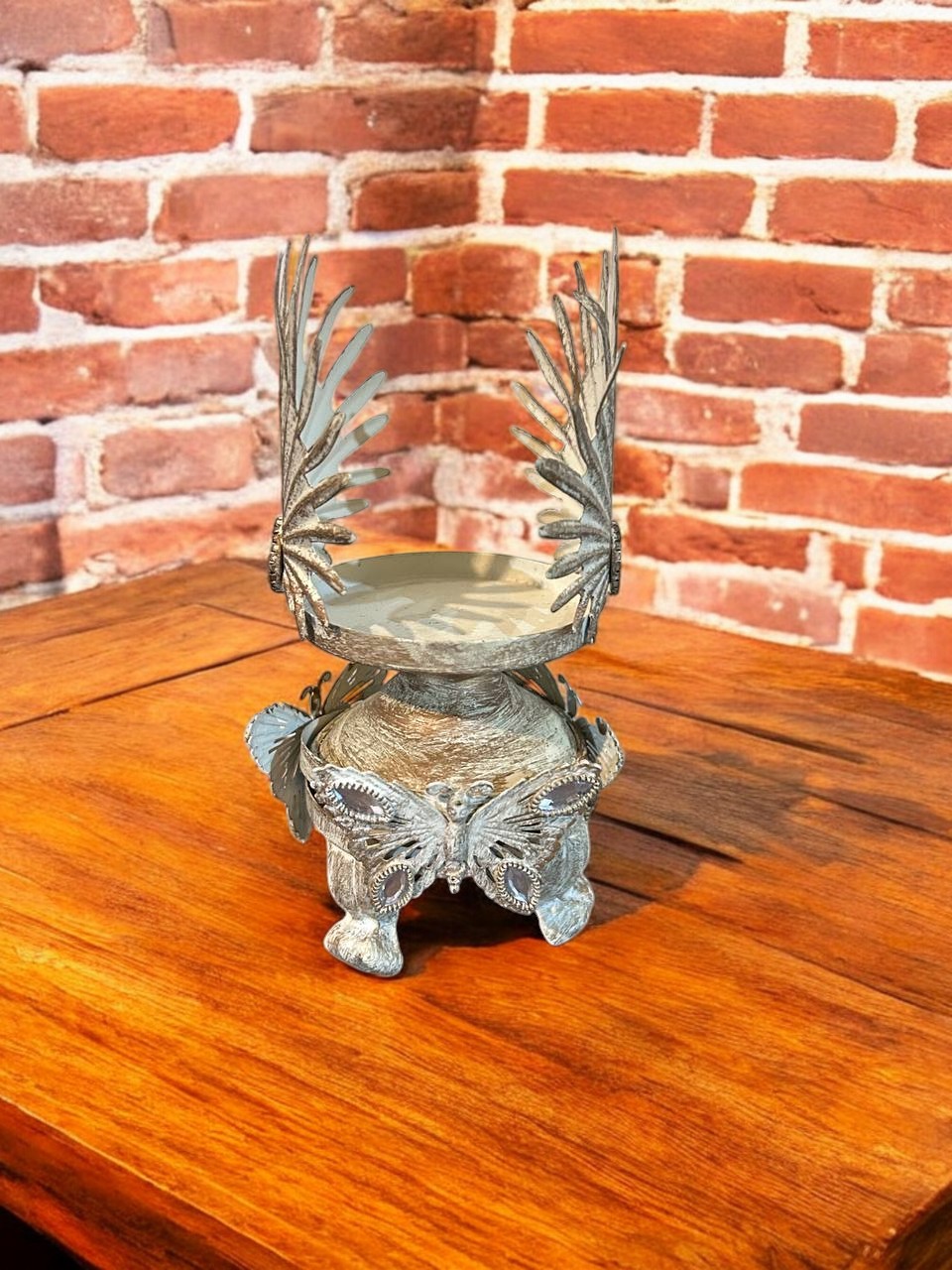Kanat Figürlü Ayaklı Metal Stand (Dekoratif)